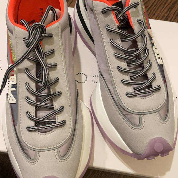 Stella McCartney Women’s Reclypse Low Top Sneakers - Picture 5 of 7